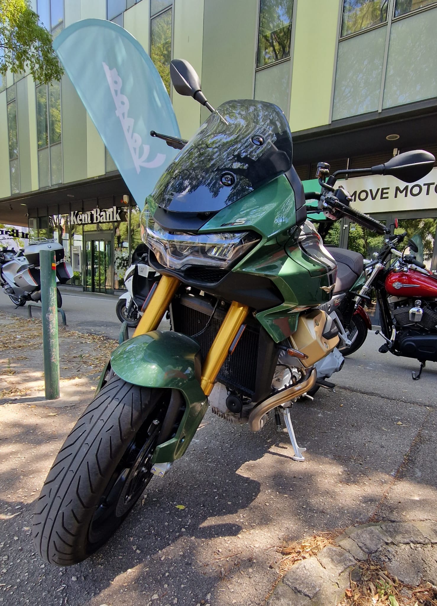 Moto-Guzzi-Mandello-S